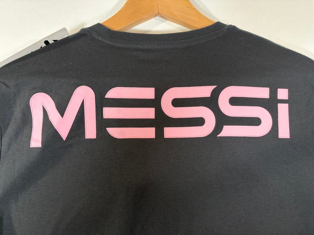 Messi Black and Pink Logo Tshirt NWT Large